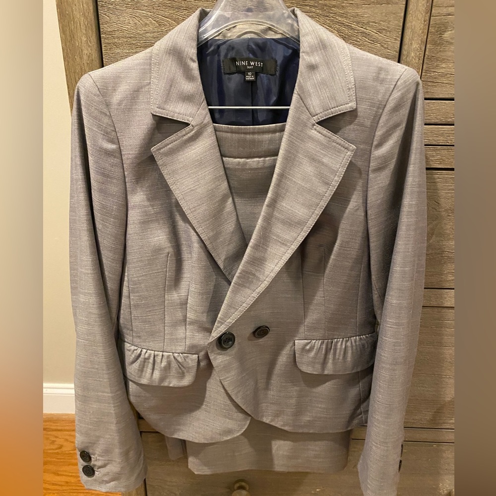 Nine West Gray Skirt Suit